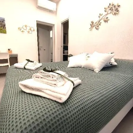 Проживание в семье Verdemare Relax & Сестри-Леванте